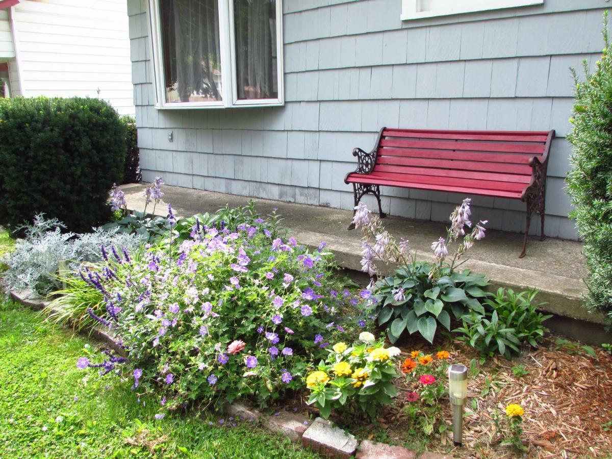 Whirlpool Cottage ไนแอการาฟอลส์ ภายนอก รูปภาพ
