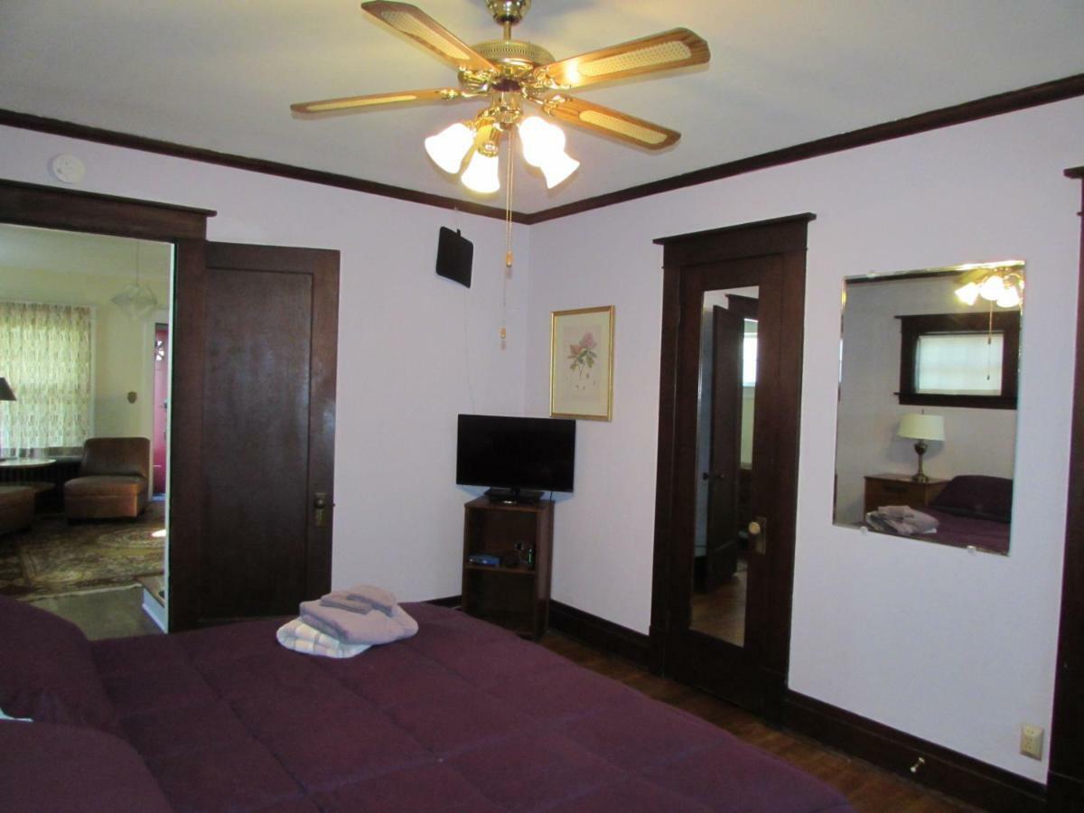 Whirlpool Cottage ไนแอการาฟอลส์ ภายนอก รูปภาพ