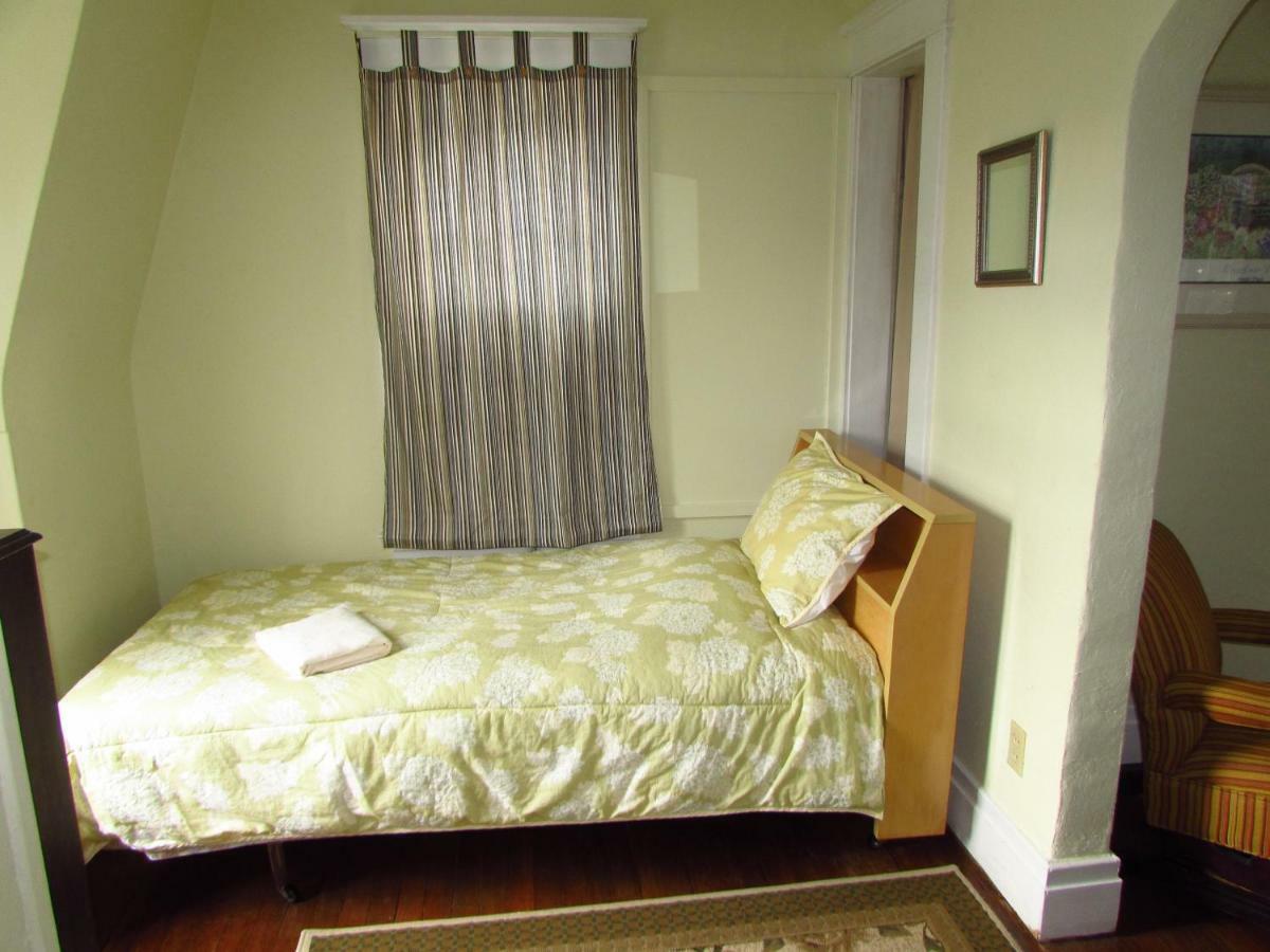Whirlpool Cottage ไนแอการาฟอลส์ ภายนอก รูปภาพ